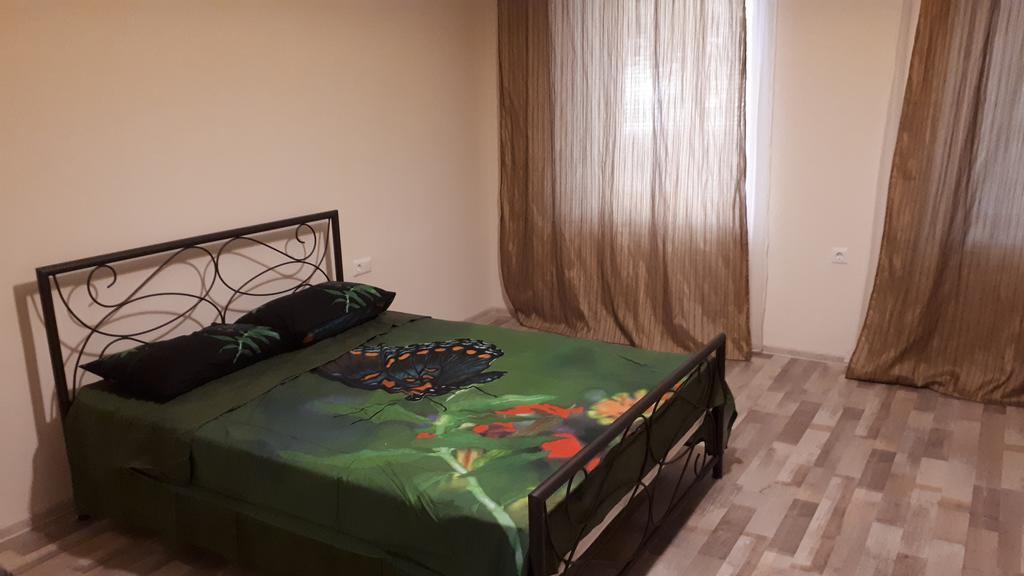 New Life Apartments Tbilisi Buitenkant foto